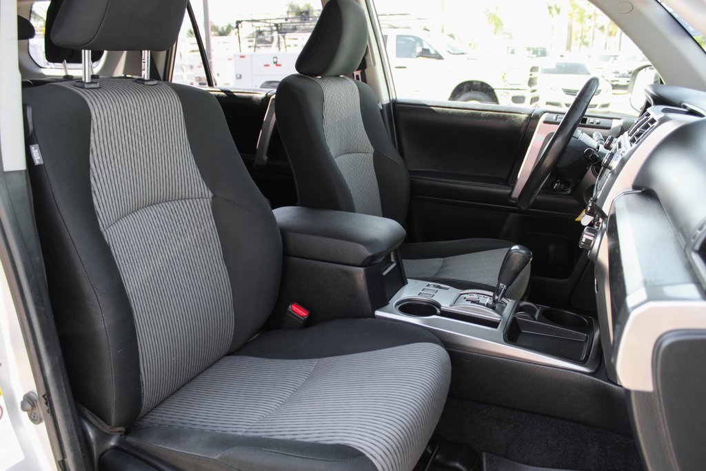 Used 2019 Toyota 4Runner SR5 image 31