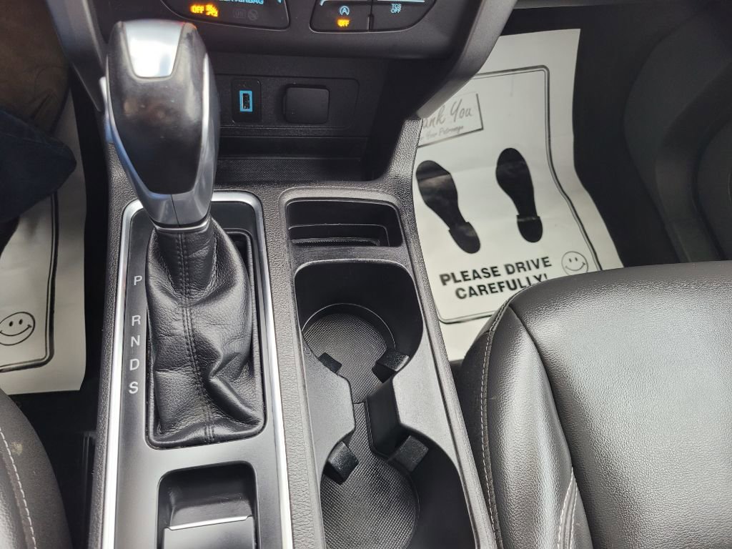 Used 2019 Ford Escape SEL image 39