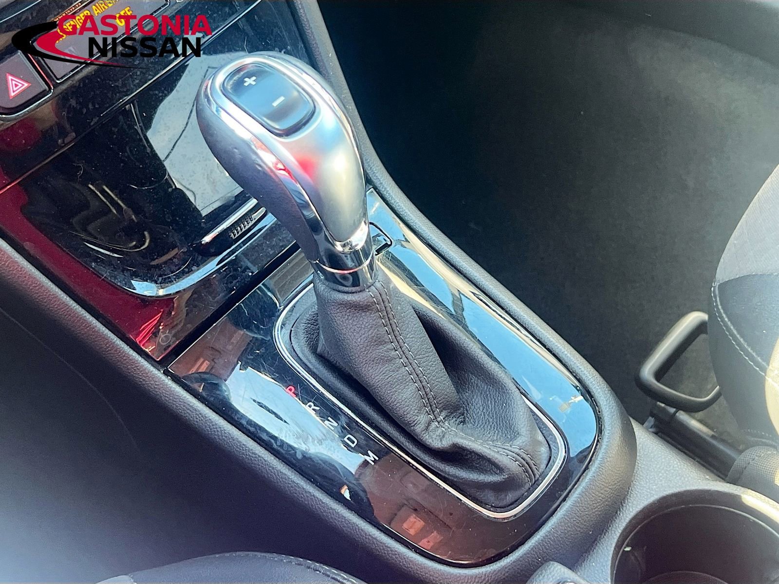 Used 2020 Buick Encore Preferred image 21