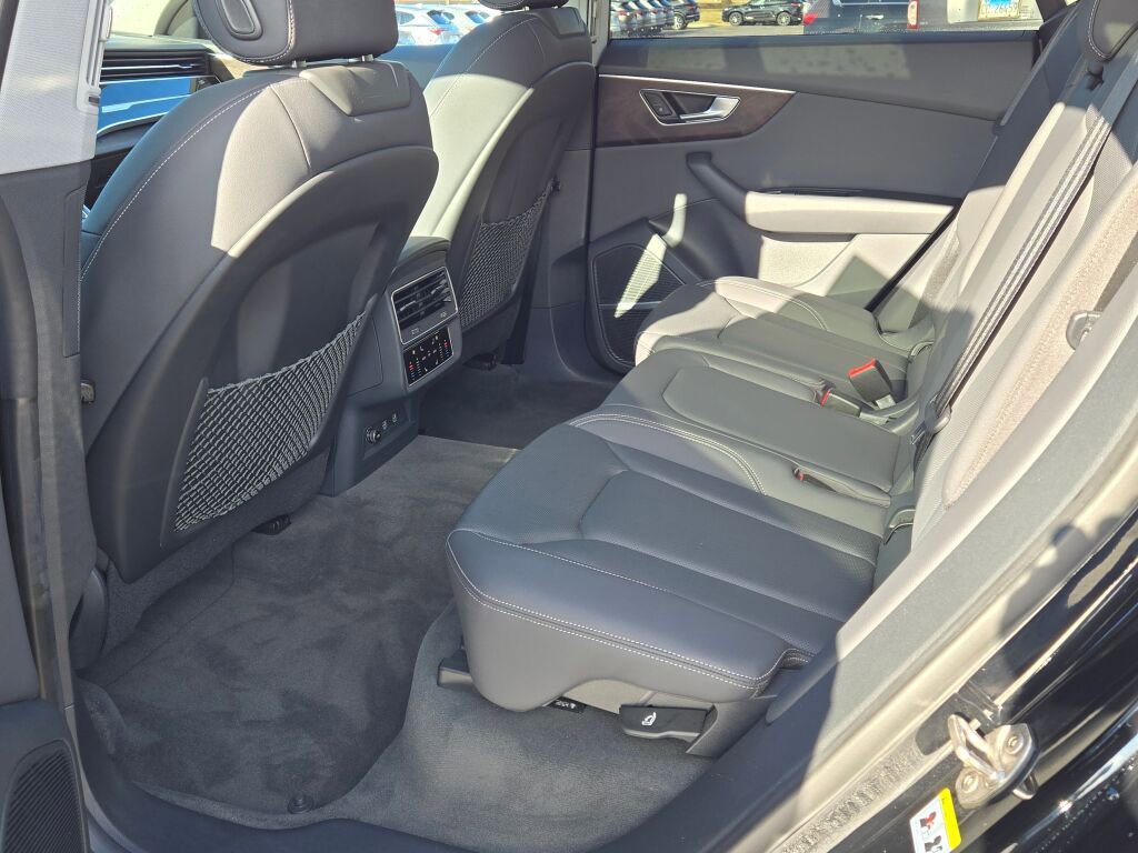Used 2019 Audi Q8 Prestige w/ Towing Package image 21