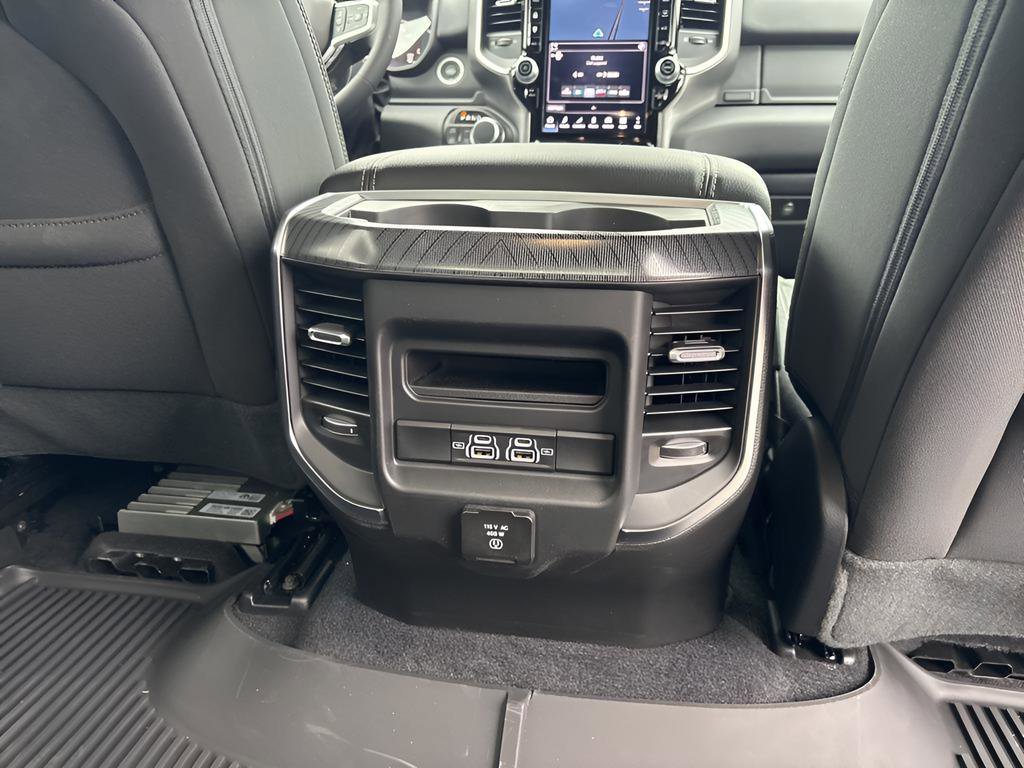 New 2026 RAM 1500 Big Horn AWD/4WD image 32
