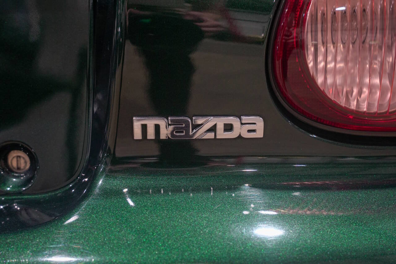 Used 2002 MAZDA MX-5 Miata LS RWD image 38