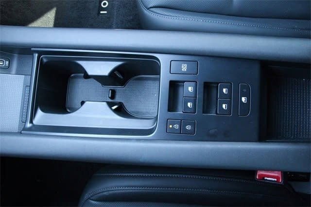 Used 2025 Hyundai Ioniq 6 SEL image 16