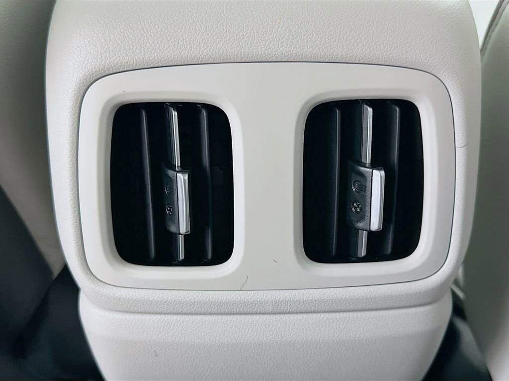 New 2026 Hyundai Tucson Limited image 18