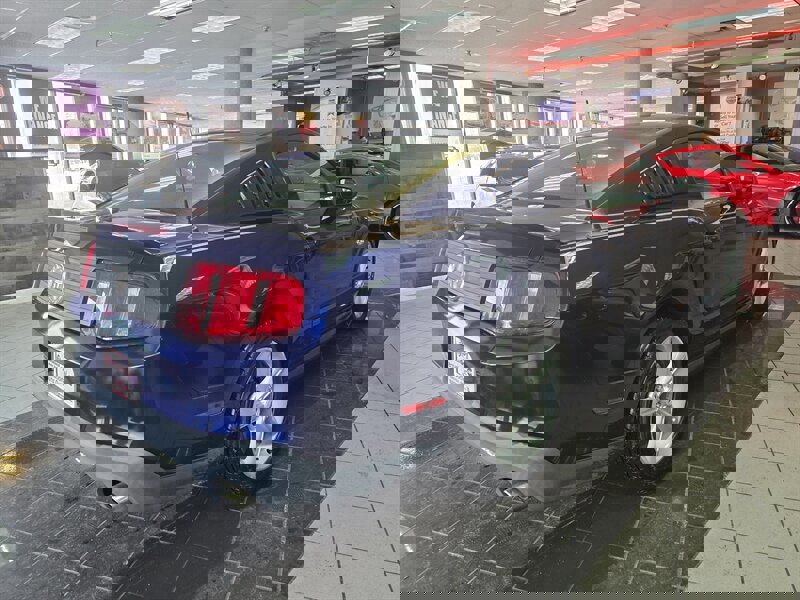 Used 2012 Ford Mustang GT Premium w/ GT Coupe Accessory Pkg 1 image 4