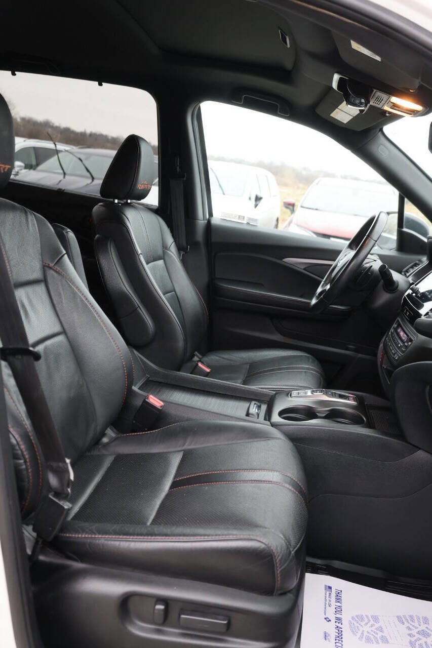 Used 2022 Honda Pilot TrailSport image 15