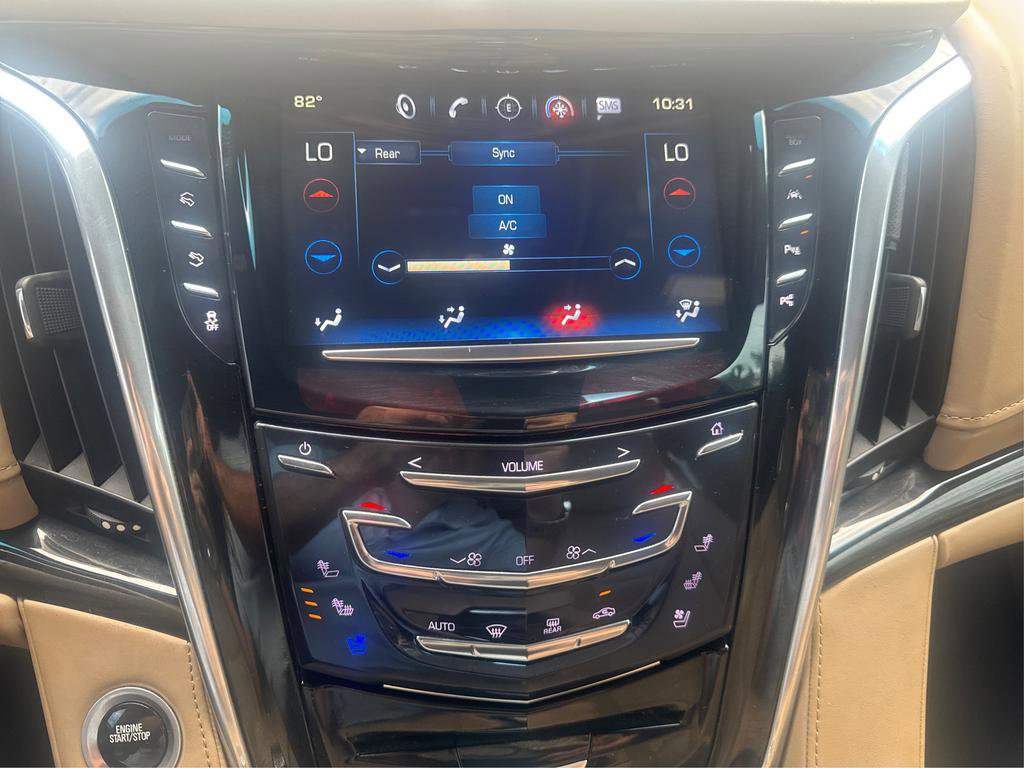 Used 2018 Cadillac Escalade Platinum RWD image 24