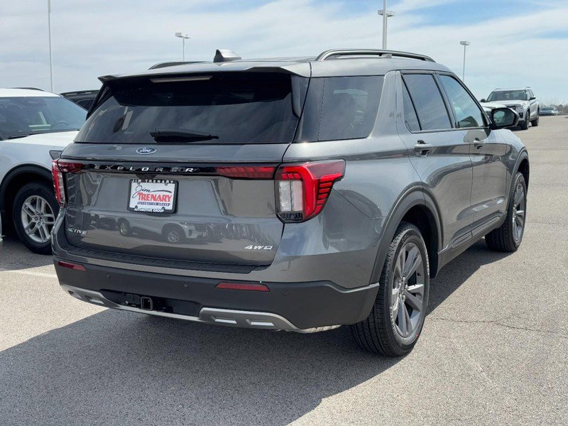 New 2026 Ford Explorer Active image 3