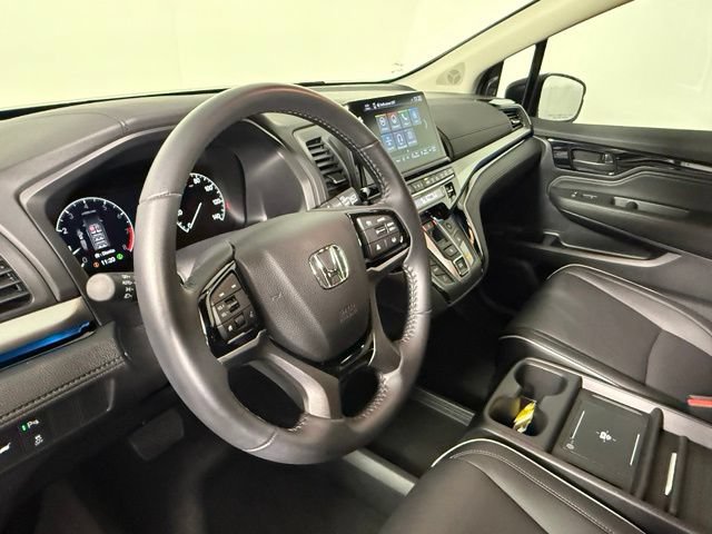Used 2025 Honda Odyssey Touring image 15