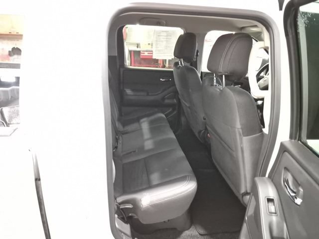 Certified 2022 Nissan Frontier SV AWD/4WD image 15