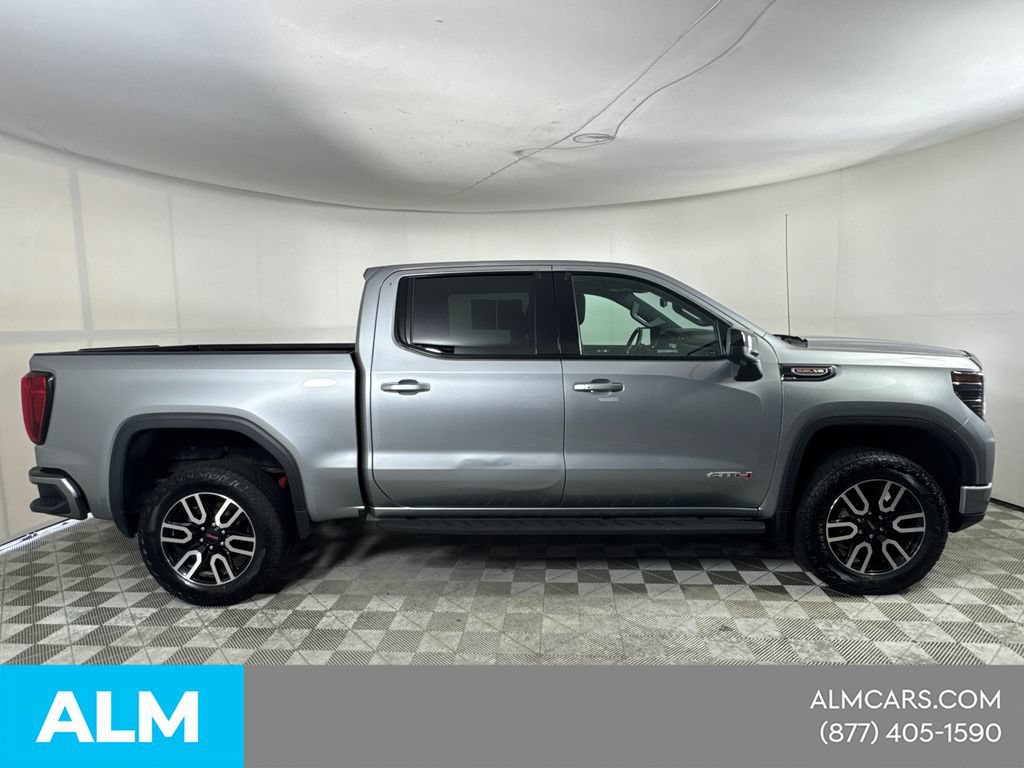 Used 2024 GMC Sierra 1500 AT4 w/ Technology Package AWD/4WD image 5