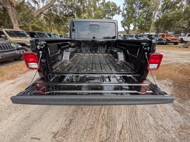 New 2026 Jeep Gladiator Sport image 11