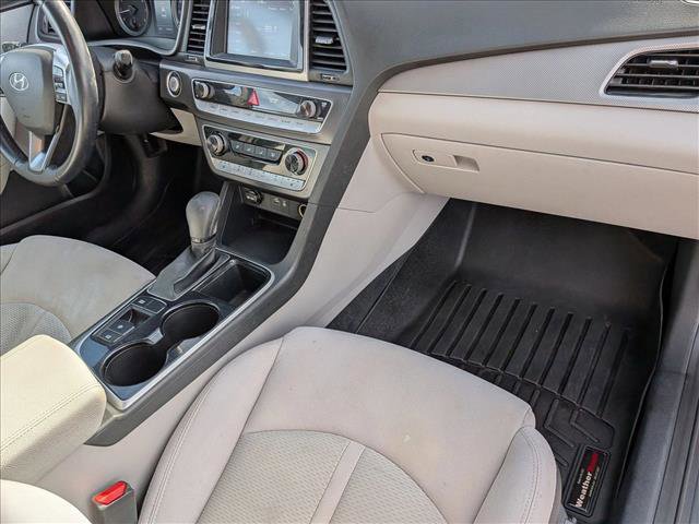 Used 2018 Hyundai Sonata SEL w/ Tech Package 02 image 18