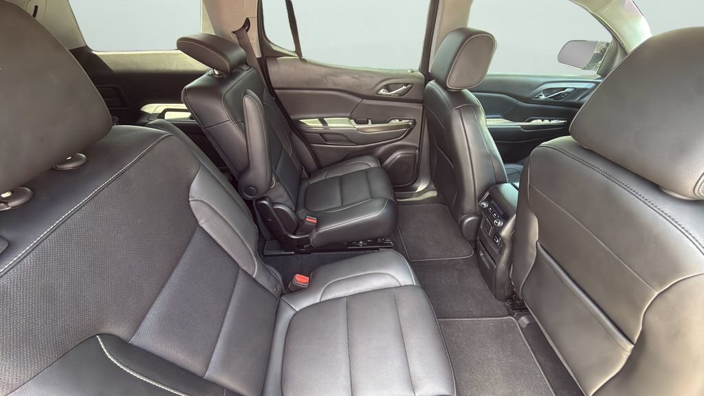 Used 2018 GMC Acadia SLT FWD image 13