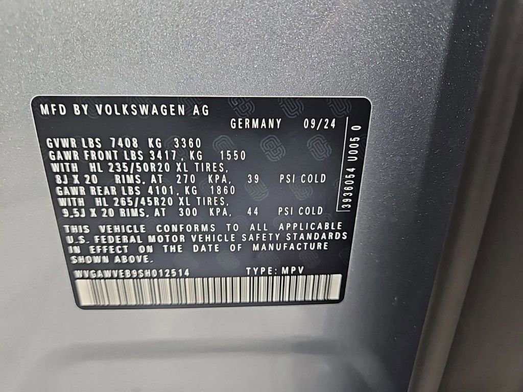 New 2025 Volkswagen ID. Buzz Pro S image 29