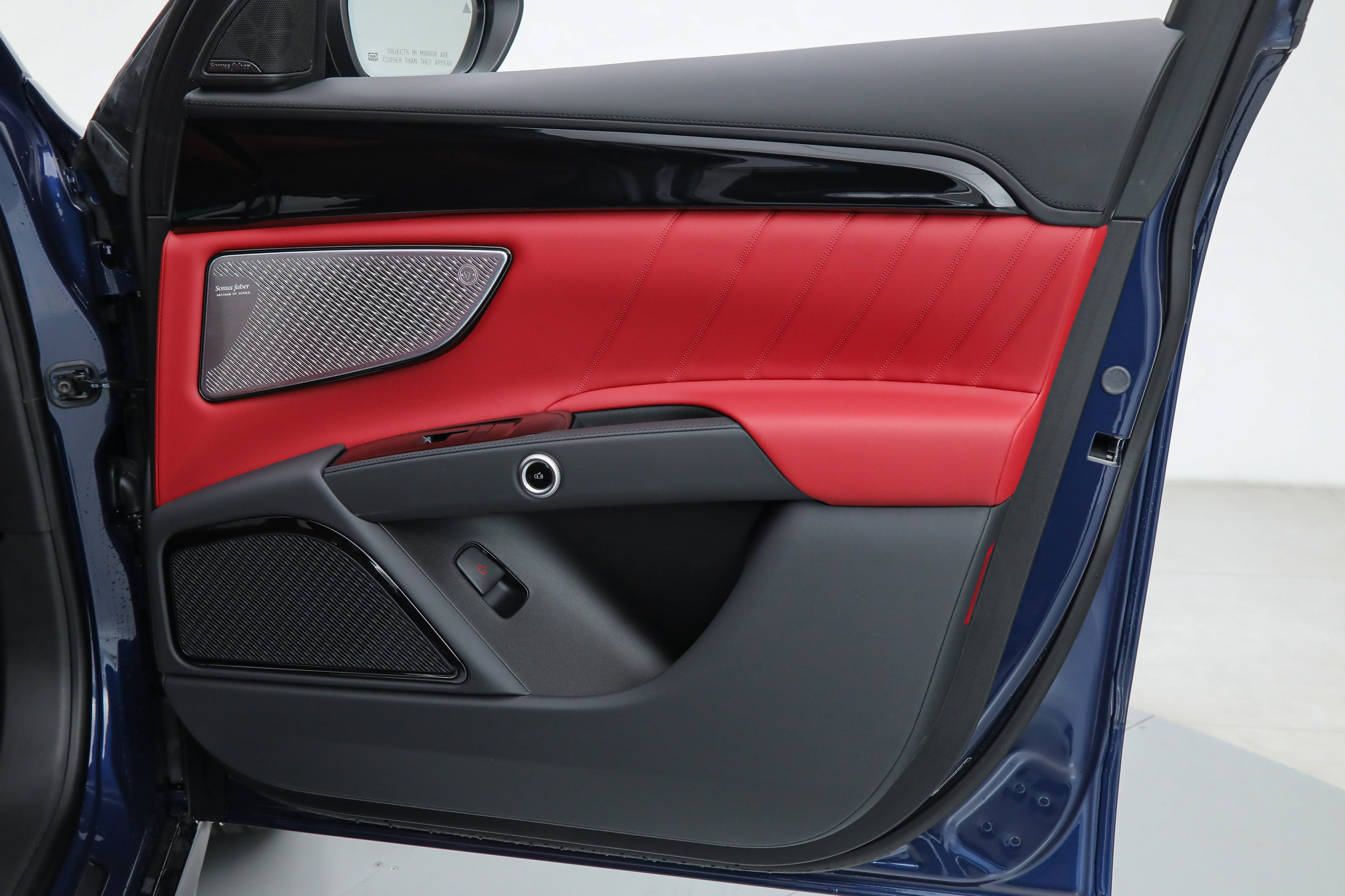 New 2025 Maserati Grecale Modena image 18