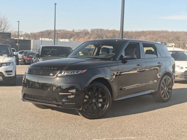 New 2025 Land Rover Range Rover Sport Dynamic SE