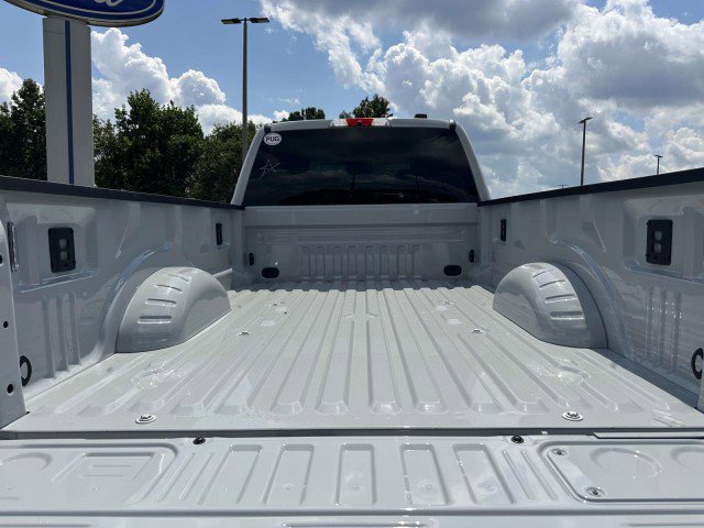 New 2026 Ford F350 Lariat image 18