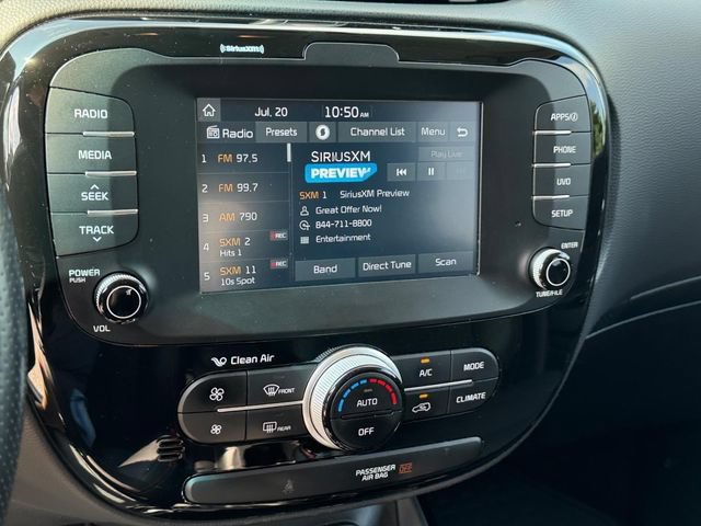 Used 2018 Kia Soul ! FWD image 21