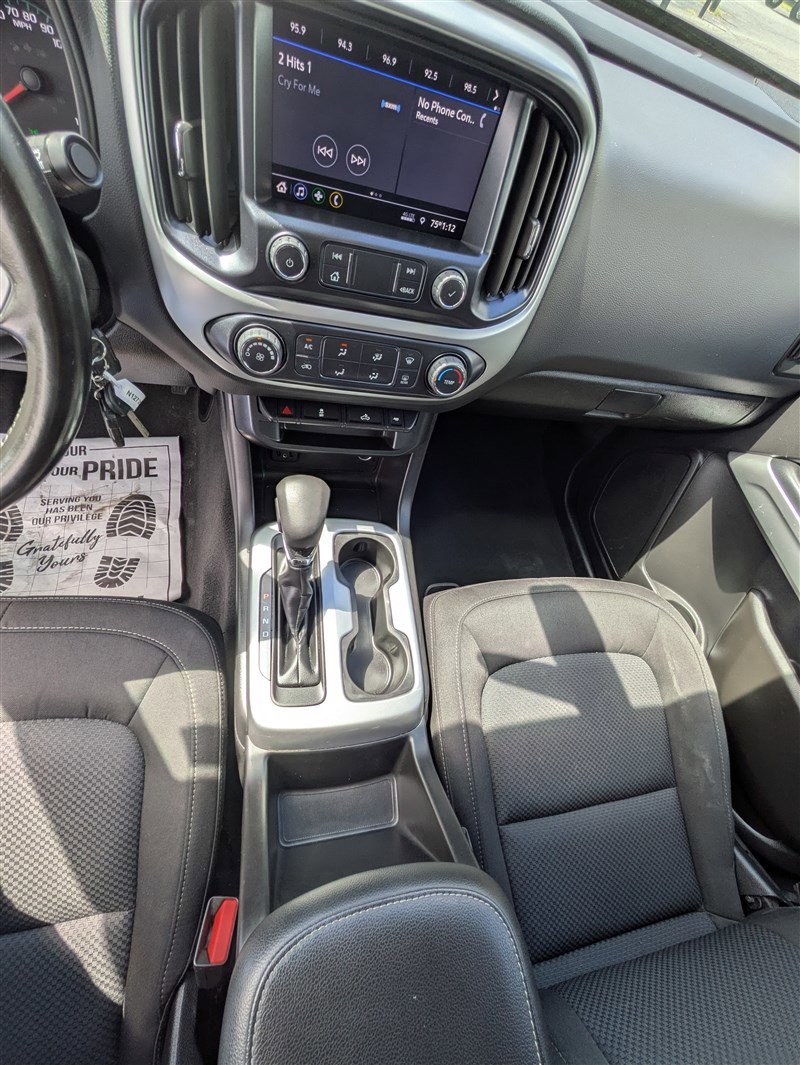 Used 2022 Chevrolet Colorado LT w/ LT Convenience Package image 22