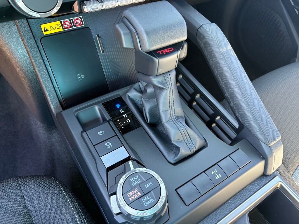 Used 2025 Toyota 4Runner TRD Off-Road image 23