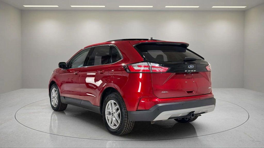 Used 2023 Ford Edge SEL w/ Convenience Package image 16