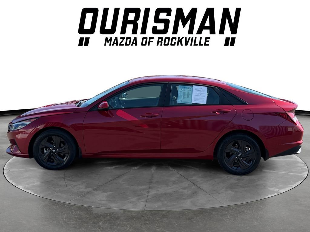 Used 2022 Hyundai Elantra SEL image 3