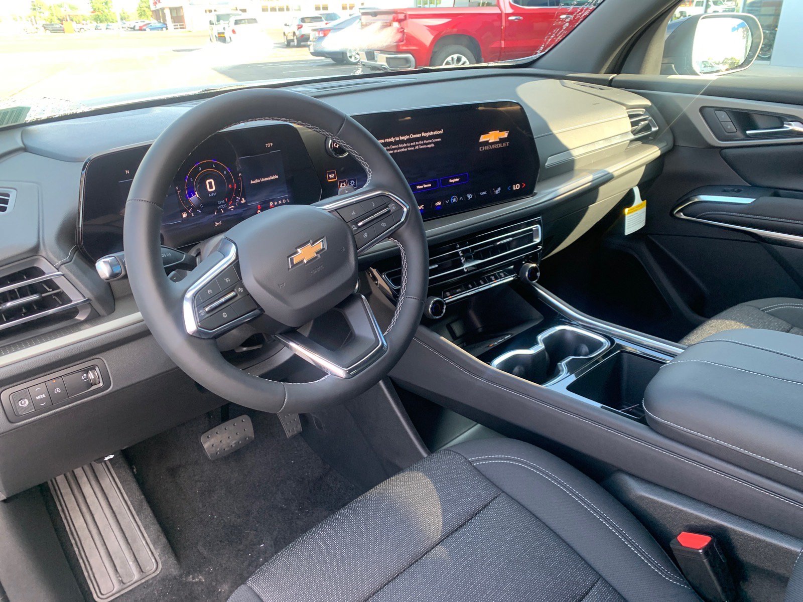 New 2027 Chevrolet Traverse LT FWD image 10