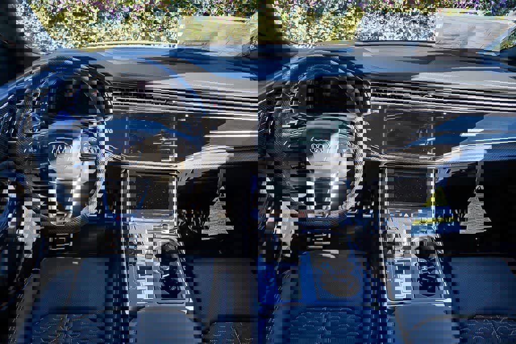 New 2026 Audi RS Q8 performance image 12