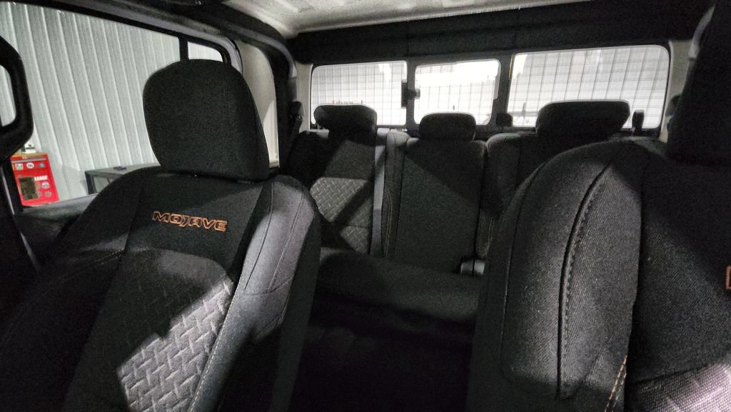 New 2026 Jeep Gladiator Mojave AWD/4WD image 28