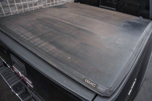 Used 2019 GMC Canyon SLT w/ Driver Alert Package image 18