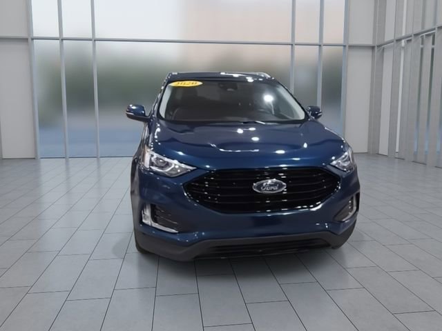 Used 2020 Ford Edge SEL w/ Cold Weather Package image 3