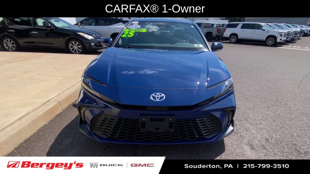 Used 2025 Toyota Camry SE w/ Convenience Package FWD image 3
