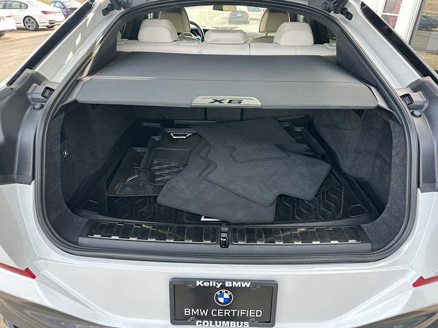 Certified 2024 BMW X6 xDrive40i w/ Executive Package image 14