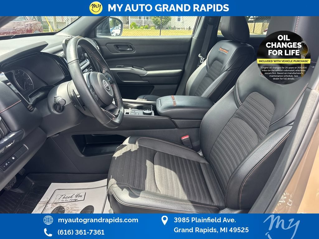 Used 2024 Nissan Pathfinder Rock Creek AWD/4WD image 9
