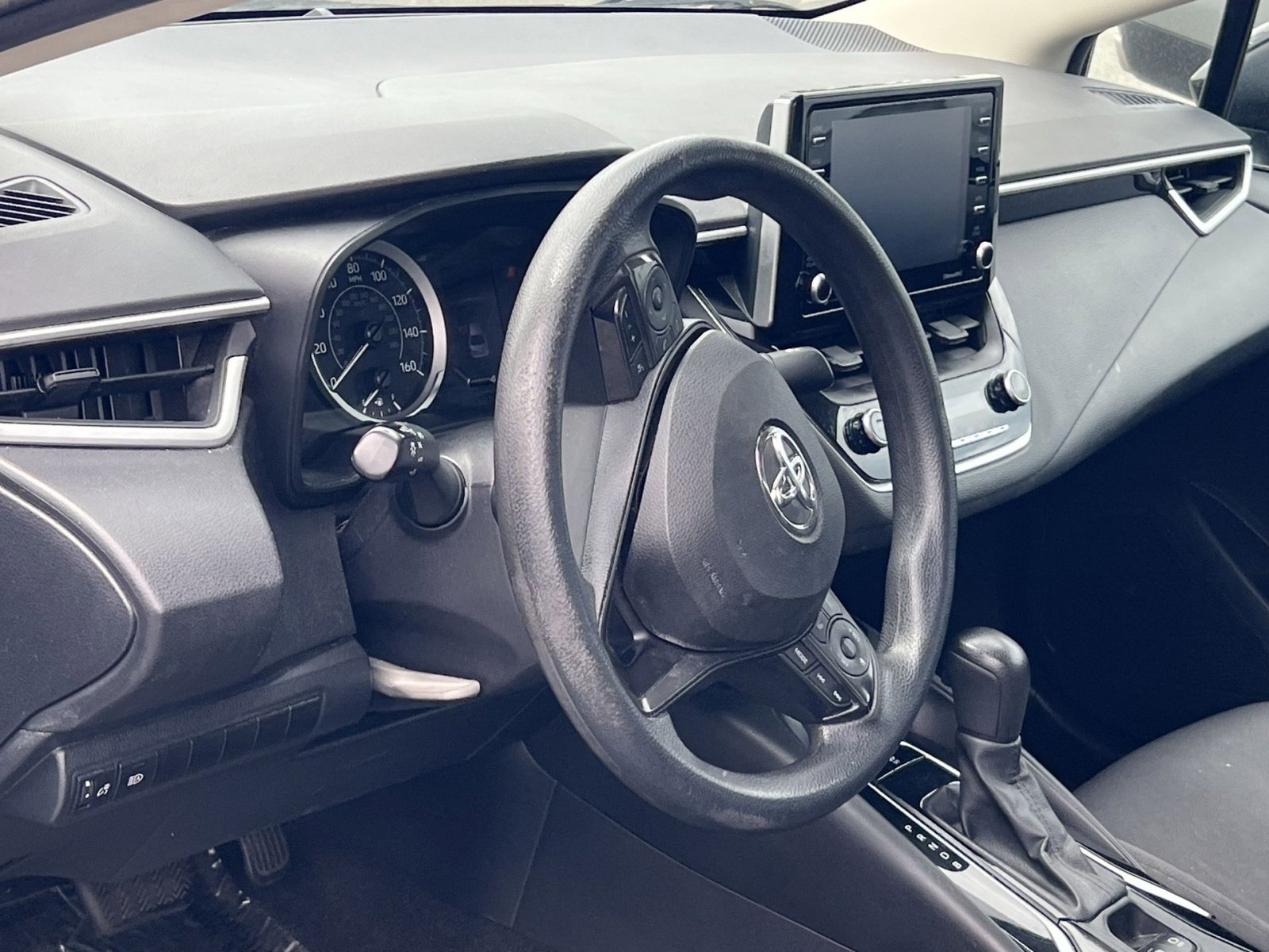 Used 2021 Toyota Corolla LE FWD image 16