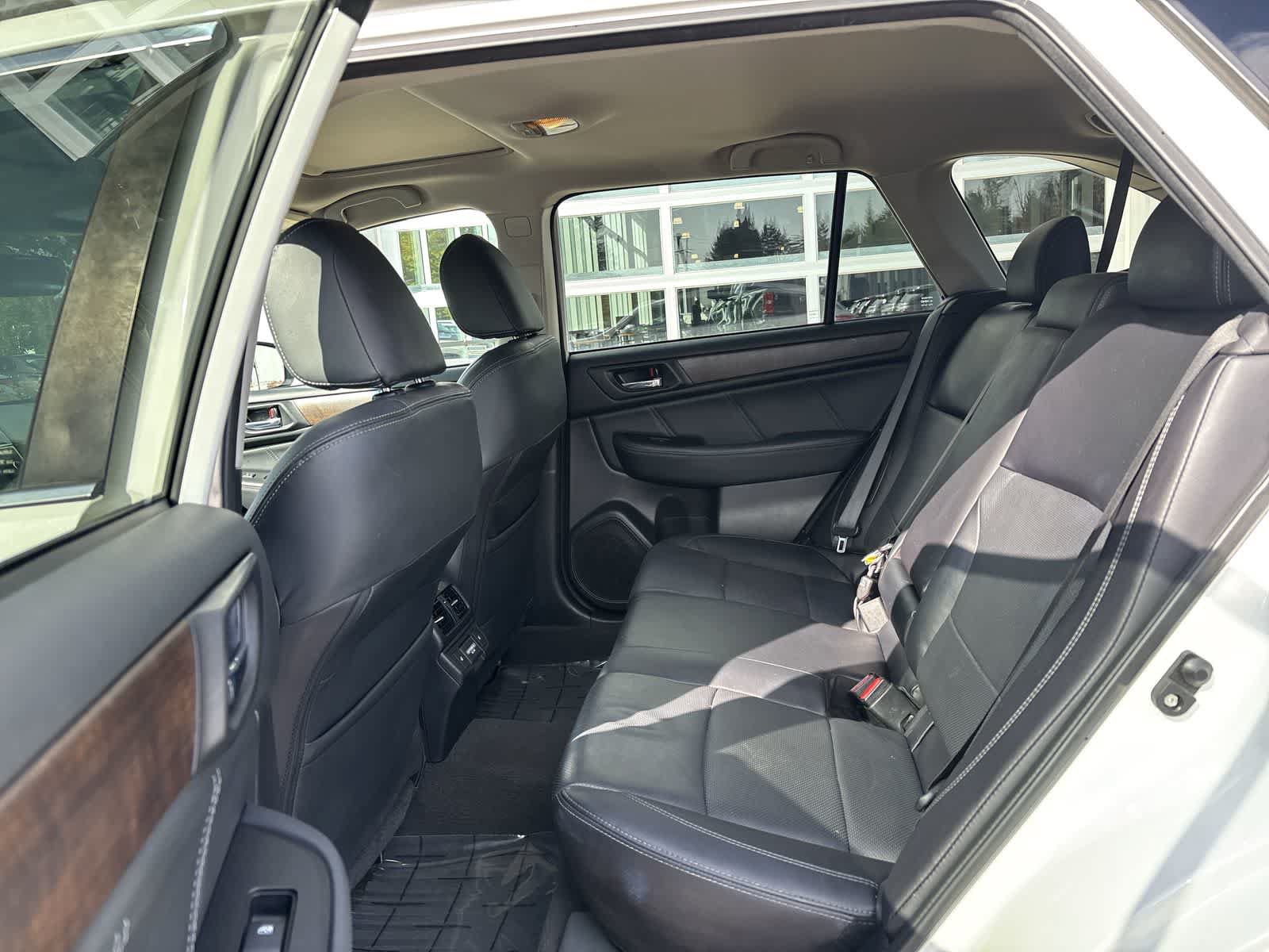 Used 2018 Subaru Outback 2.5i Limited AWD/4WD image 7