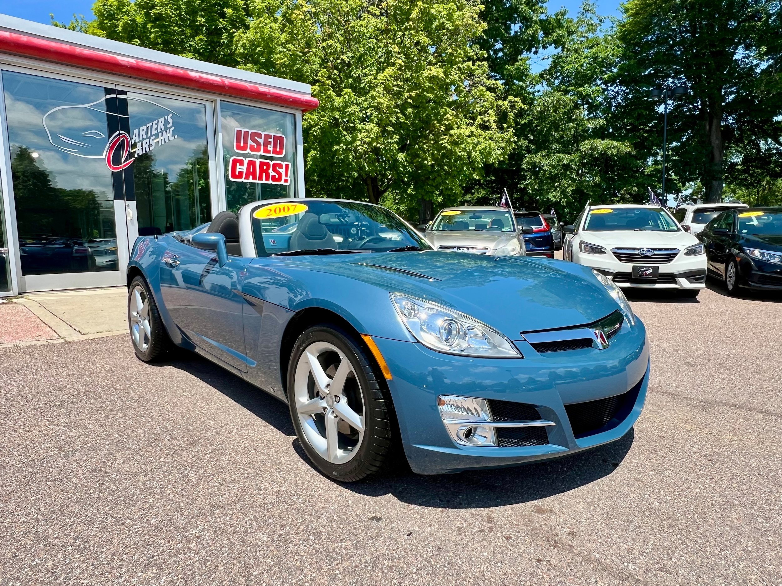 Used 2007 Saturn Sky RWD image 2