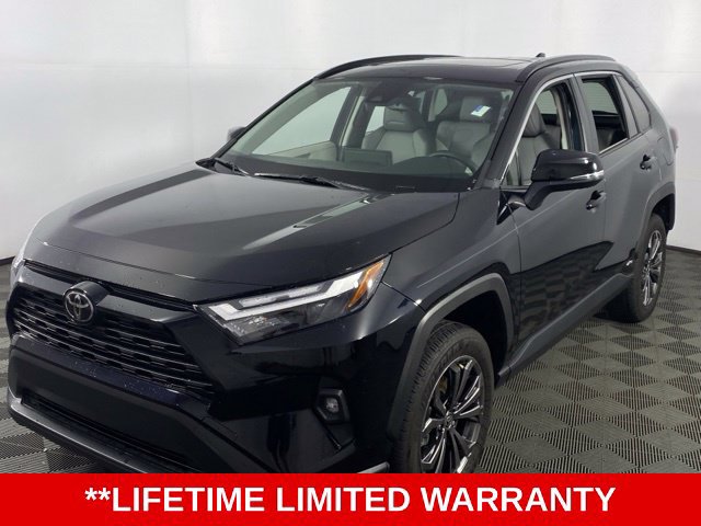 Used 2025 Toyota RAV4 XLE Premium AWD/4WD image 3