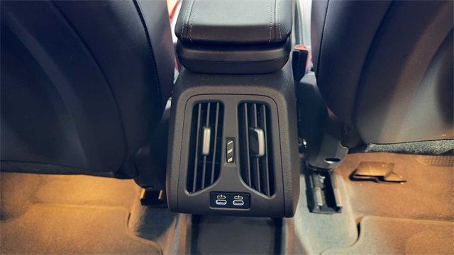 Used 2025 BMW X2 xDrive28i image 17