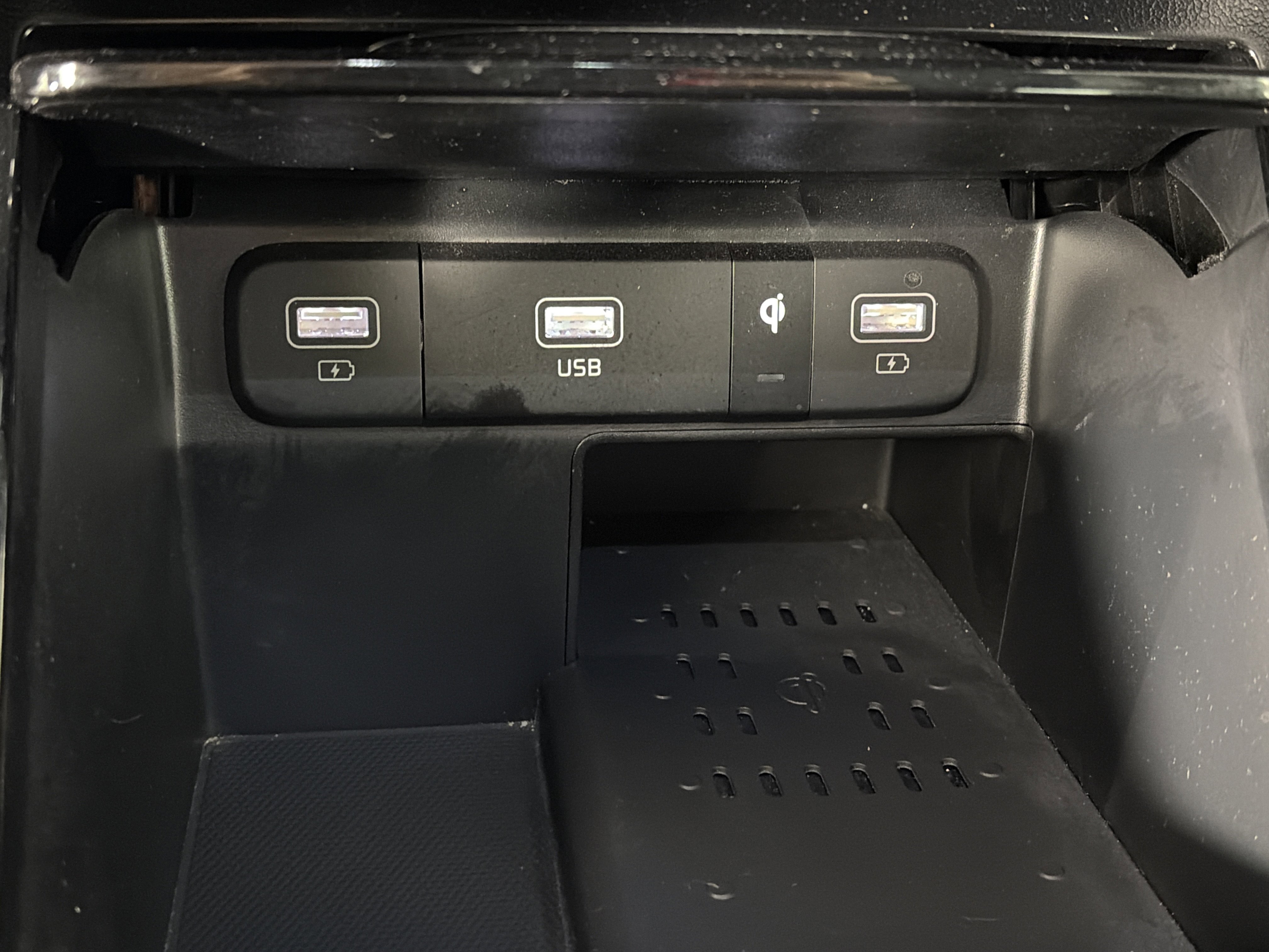 Certified 2023 Kia Sorento SX Prestige image 26