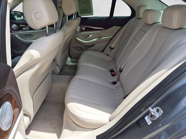 Used 2019 Mercedes-Benz E 300 image 17