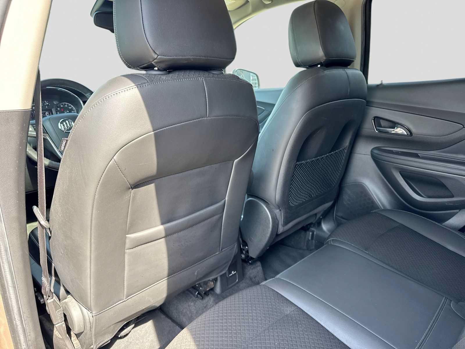 Used 2018 Buick Encore Preferred AWD/4WD image 17