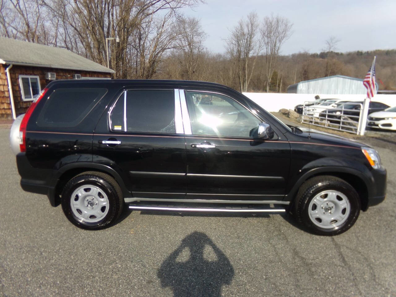 Used 2005 Honda CR-V LX image 5