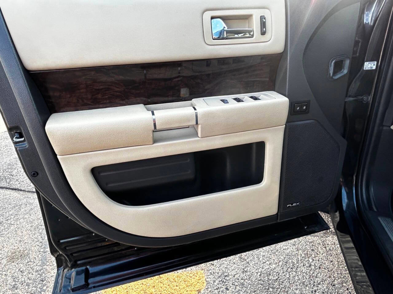 Used 2014 Ford Flex Limited w/ Equipment Group 303A image 25