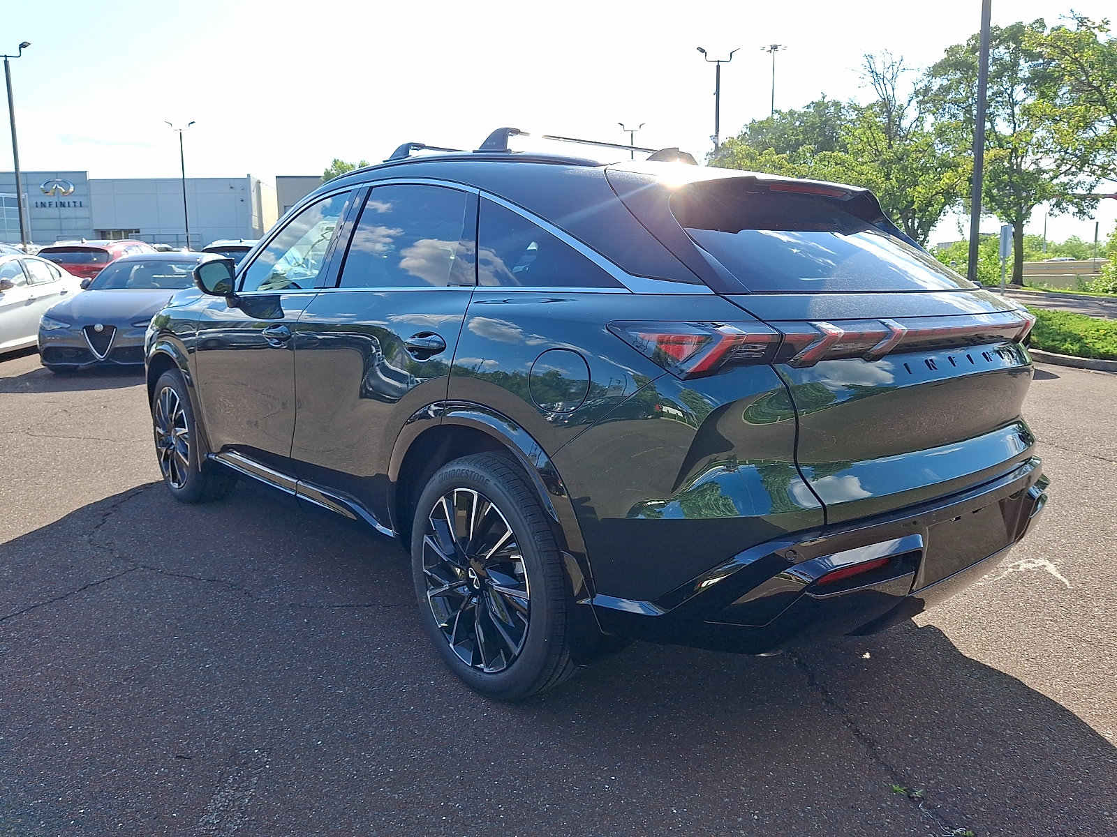 New 2027 INFINITI QX65 Autograph AWD/4WD image 3