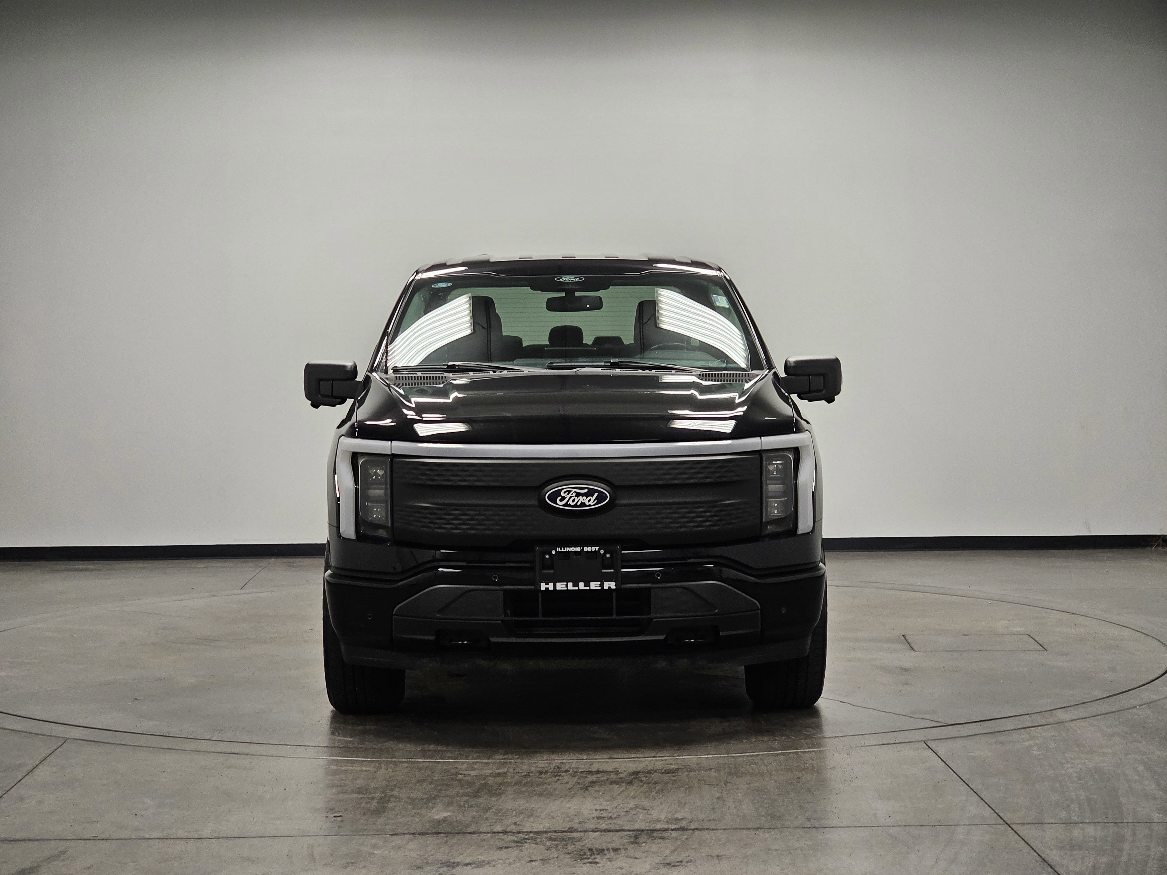 Used 2024 Ford F150 Lightning Flash image 3