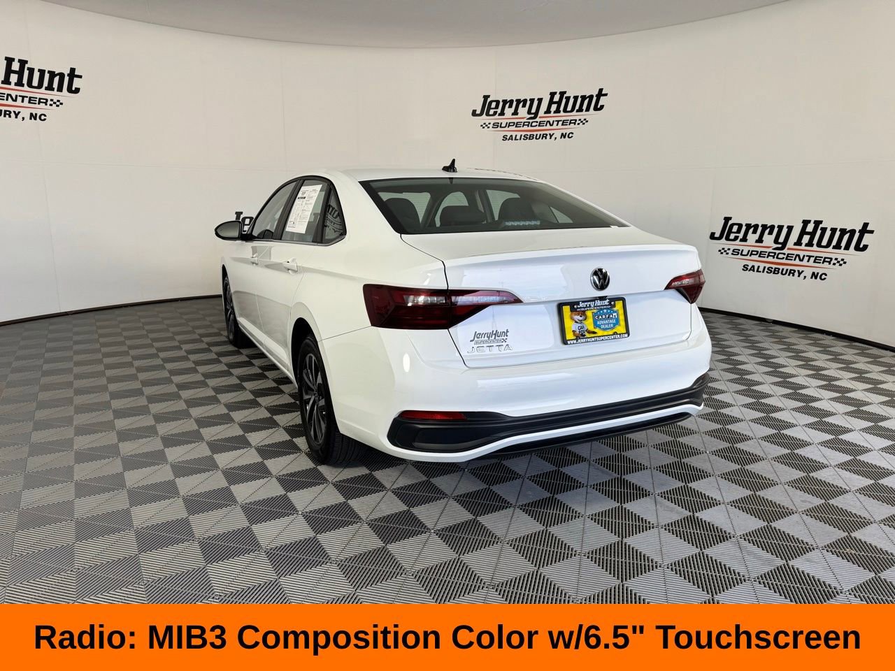 Used 2024 Volkswagen Jetta S image 9