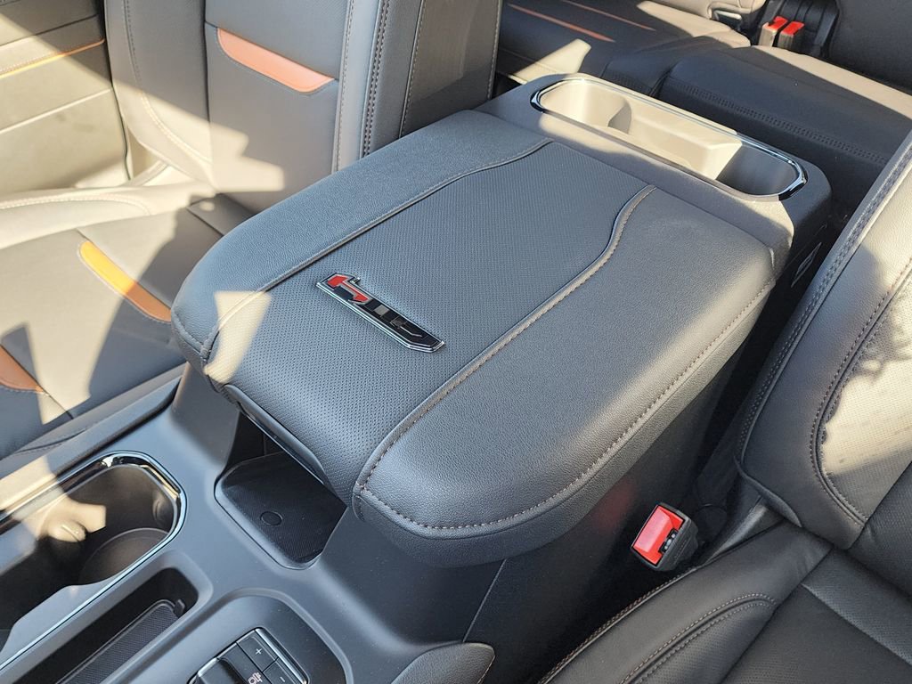 New 2026 GMC Sierra 2500 AT4 w/ AT4 Premium Plus Package image 32