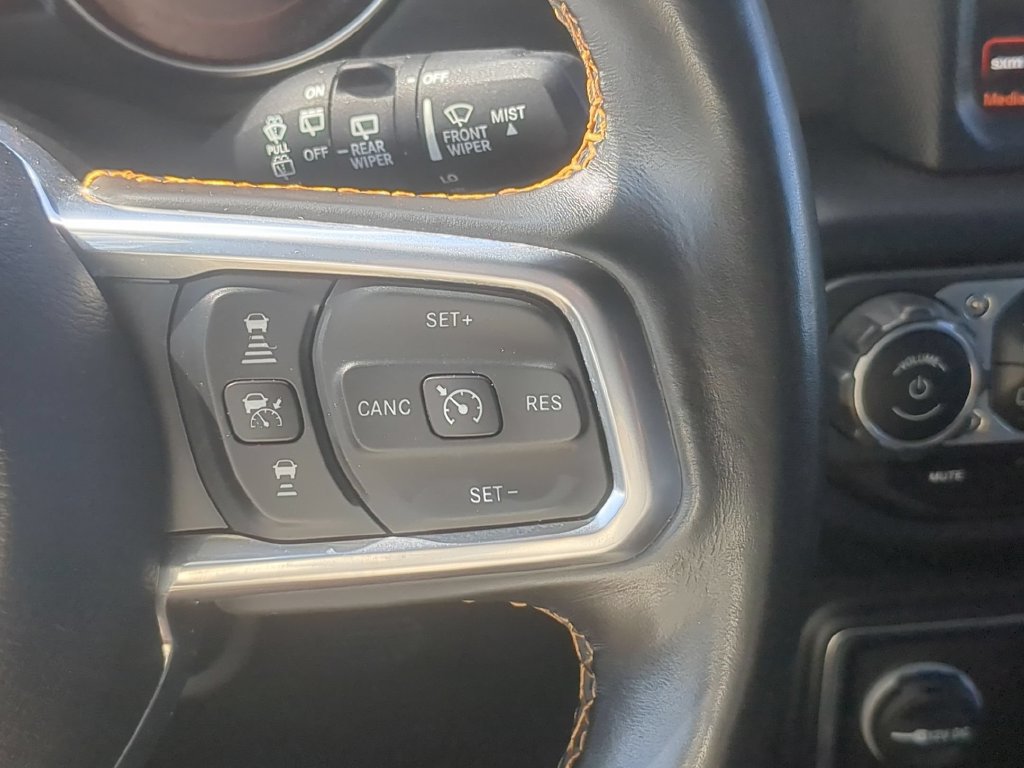 Used 2022 Jeep Wrangler Unlimited Sahara AWD/4WD image 16